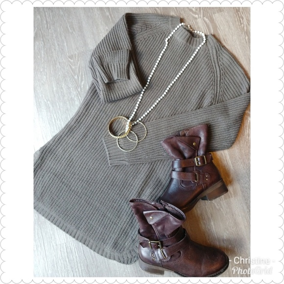 Tobi Dresses & Skirts - *Tobi Sweater Dress*